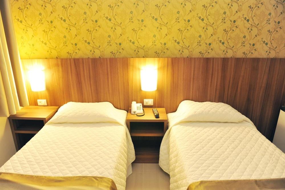 Pietro Angelo Hotel 3*